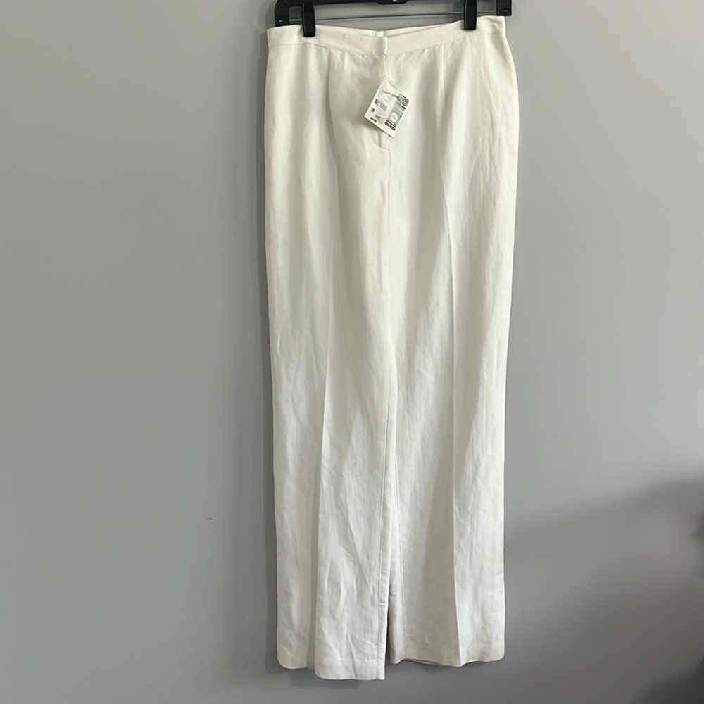 Casual corner woman's slacks fully lined. New with tag